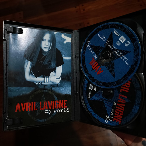 Avril Lavigne My World Edición Usa Estándar (Usado)