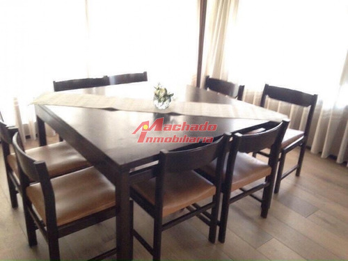 Muy Buena Casa, En Zona Residencial- Ref: 5213