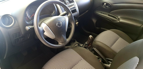 Nissan Versa Confort 2018 Completao E 61mil Km! Ac Troca