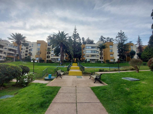 Depto En Centro De Reñaca, A 4 Cdas. De La Playa, Amoblado
