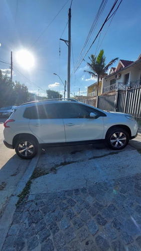 Imagen 8 de 14 de Peugeot 2008 2017 1.6 Feline