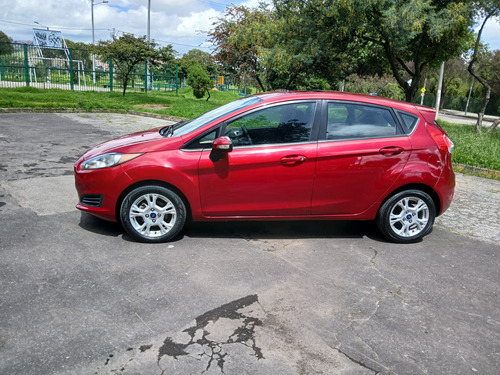 Ford Fiesta 1.6 Sportback Se Mecánica