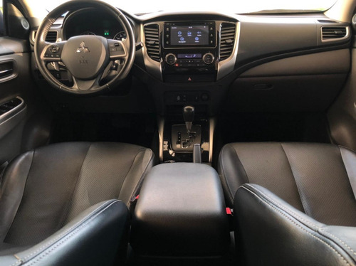 Imagem 9 de 11 de Mitsubishi L200 Triton