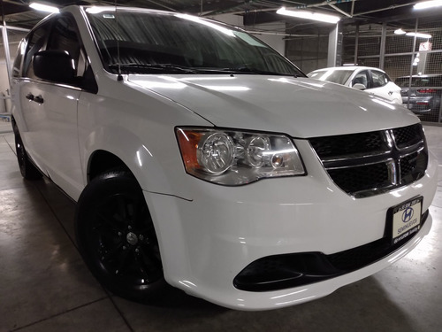 Imagen 1 de 14 de Dodge Grand Caravan 2018 3.6 Se At