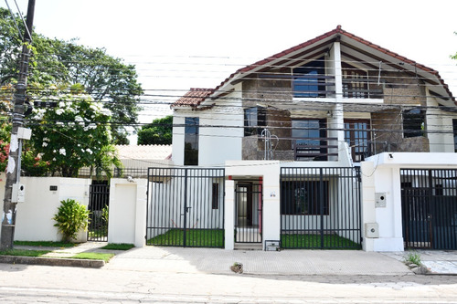 Imagen 2 de 30 de Bonita Residencia