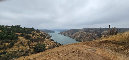 Exclusiva Parcela Con Bajada Al Lago Rapel