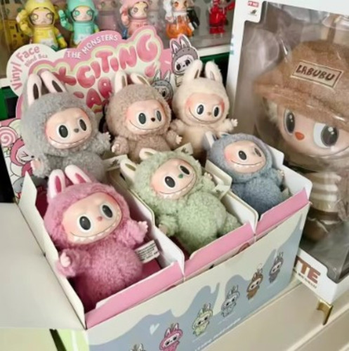 Muñeco Labubu Exciting Macaron Vinyl Face Caja Secreta