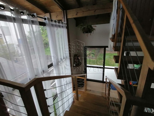 Imagem 13 de 15 de Casa A Venda Com 3 Quartos No Bairro Coqueiros Em Florianopolis. - V-81582