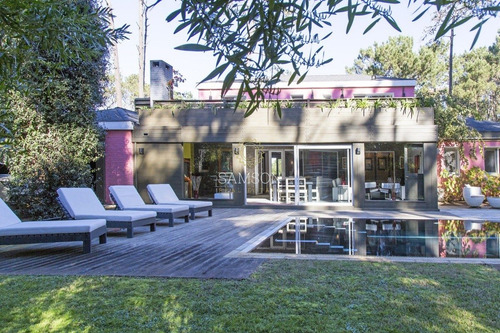Laguna Blanca Casa De 4 Dormitorio En Venta Manantiales Punta Del Este- Ref: 74