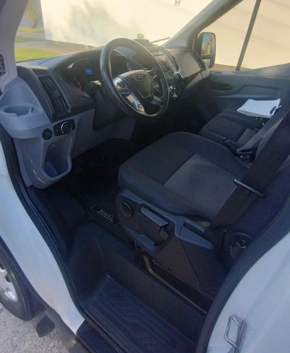 Ford Transit 2.2 Furgon Largo 350l