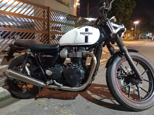 Triumph Street Twin 900cc