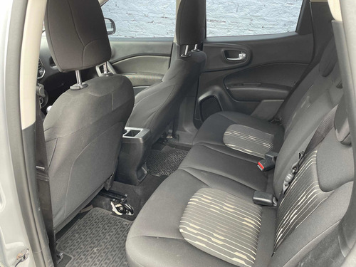 Imagen 11 de 15 de Fiat Toro 2.0 Freedom 4x2 2017