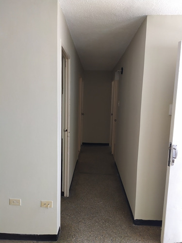 Imagen 7 de 14 de Casa En Monteserino En Alquiler