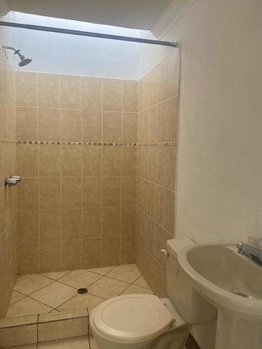 Imagen 10 de 14 de Alquiler De Casa Alamedas De Santa Rita