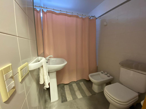 Departamento En Venta - 2 Dormitorios 3 Baños - Cochera - 90,53mts2 - Palermo