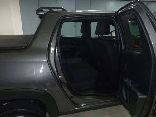 Ram 700 Doble Cabina Bighorn Cvt 2024