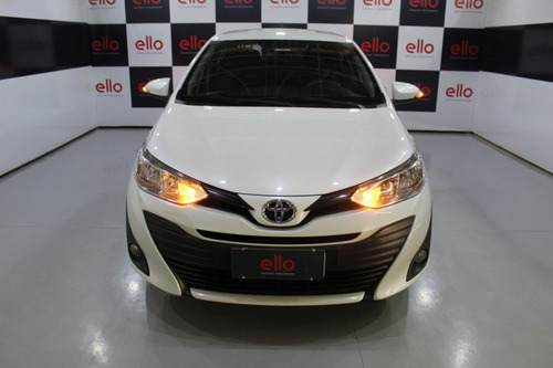Imagem 2 de 13 de Toyota Yaris 1.5 16v Sedan Multidrive Aut.