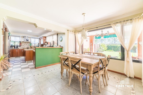 Imagen 12 de 30 de Venta Casa 3 Dormitorios En Suite, Pileta. - San Marino, Funes Hills.