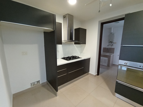 Imagen 10 de 30 de Zona Norte - Venta De Casa En Barcelona De Indias.