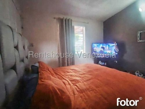 Jean Pavon Tiene Bella Casa En Venta En Villas De Yara Barquisimeto Lara 5 0