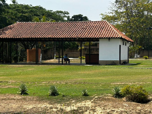 Keydis Inzitu Realtors Vende Casa Villas De Alcalá