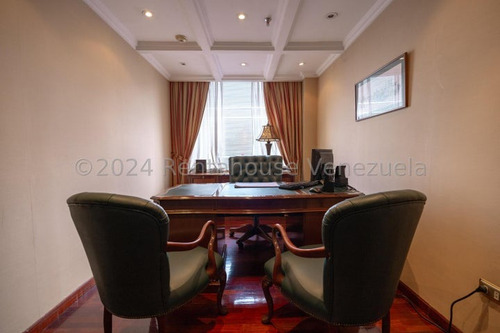 Oficina En Venta En Torre Provincial De Chacao 25-8851 Cs