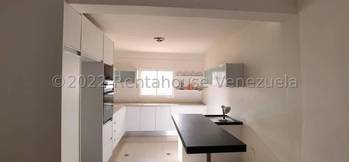 Imagen 2 de 12 de Casa En Venta Coro Conjunto Privado Excelente Ubicacion 04126887776 22-28015