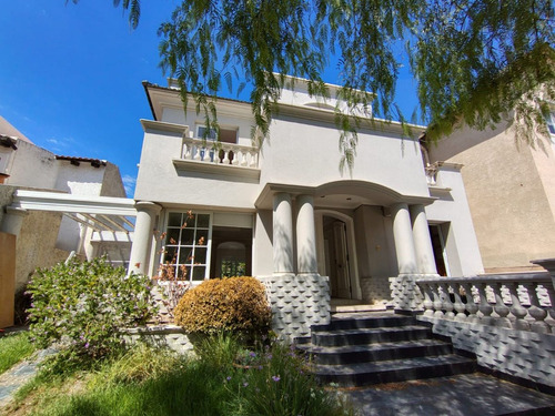 Se Vende Casa En Barrio Dalvian, Mendoza