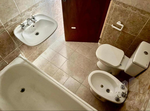 Alquiler Departamento 3 Ambientes Santos Lugares