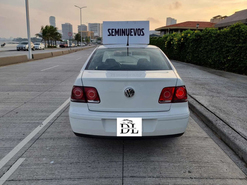 Imagen 10 de 10 de Volkswagen Jetta 2014 2.0 Cl Team Man Abs At