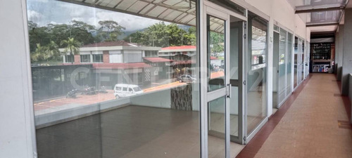 Arriendo Local 200 M2 Centro Comercial