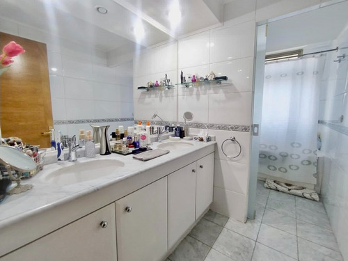 Imagen 9 de 16 de Departamento Buena Distribución En Espoz