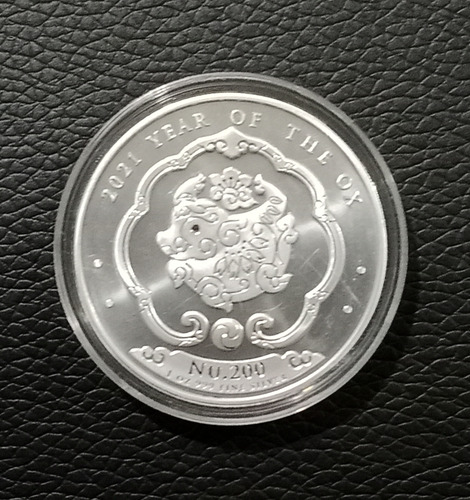 Moneda De 1 Onza De Plata Extranjera Año Del Buey, Butan (Usado)