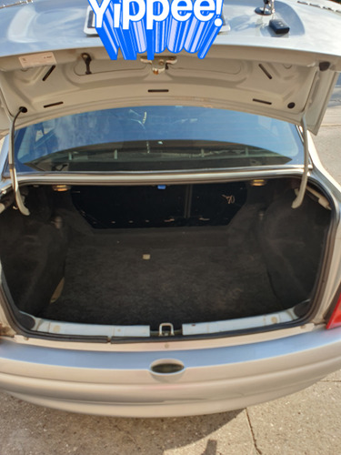 Chevrolet Corsa Classic 1.6 Super