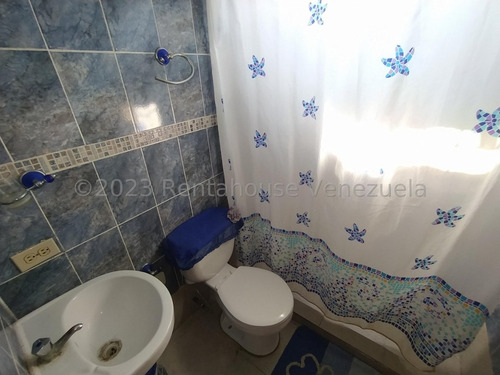 Vendo Hermosa Casa Ubicada En Las Acacias Maracay Cód. 23-27664 Myc