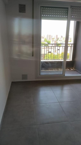 Imagen 30 de 30 de Venta Departamento Un Dormitorio Al Frente Balcón - Abasto