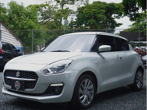 Suzuki Swift Hibrido 2022 | TuCarro