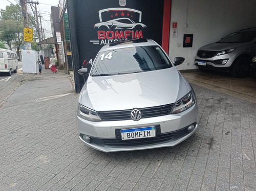 Imagem 2 de 12 de Volkswagen Jetta