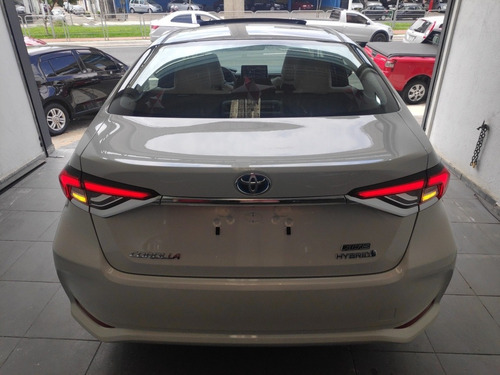 Toyota Corolla 1.8 Altis Hybrid Flex Aut. 4p Hibrido Flex