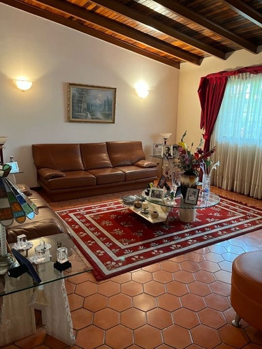 Imagen 3 de 18 de Vendo Casa 480m2 5h/5b/5p El Cafetal Santa Ana 1265