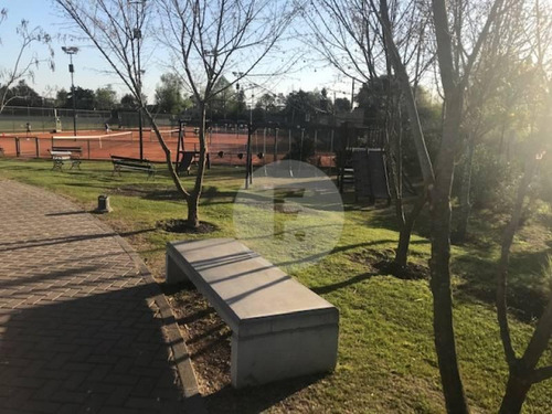 Flores Prop. - Ayres Plaza - Lote En Venta