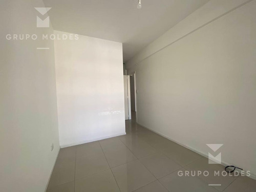 Imagen 6 de 19 de Departamento - Flores