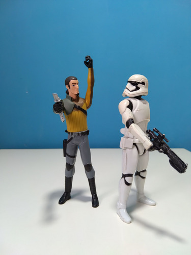 Muñecos Stormtropper & Kannan Jarrus Star Wars (hasbro) (Usado)