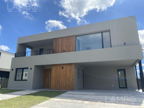 Venta - Casa - Pilara-la Calesa