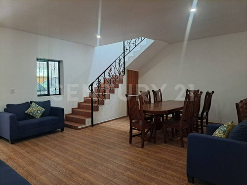 Casa En Venta Calle Cuauhtémoc 61 Col. Centro Villa De Álvarez, Colima