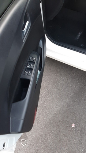 Hyundai Hb20 2018 1.6 Comfort Plus Flex 5p