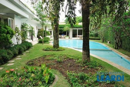 Imagem 4 de 6 de Sobrado - Jardim Luzitânia - Sp - 170861