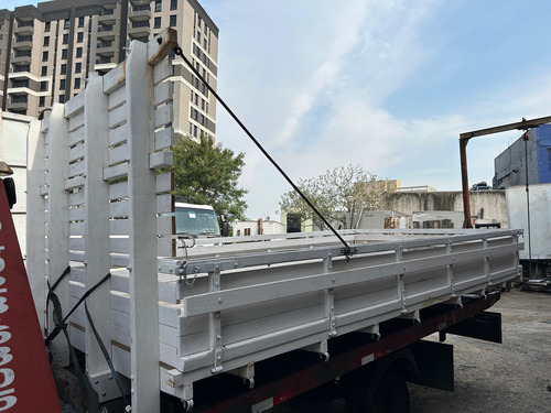 Carroceria Madeira 4,50m Reformada Reforçada 3/4 Utilitario