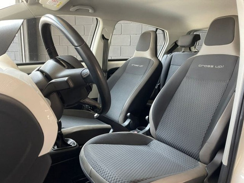 Imagem 4 de 10 de Cross Up 1.0 Tsi 12v Flex 4p Manual