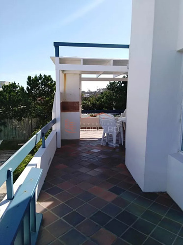 Apartamento De 3 Dormitorios En Alquiler De Temporada En La Barra